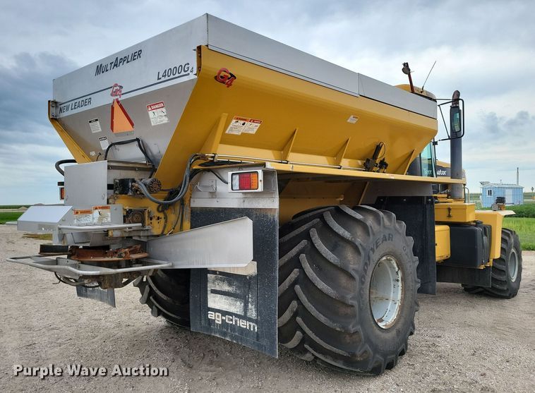 image for item EA2516 2009 TerraGator 8204 spreader