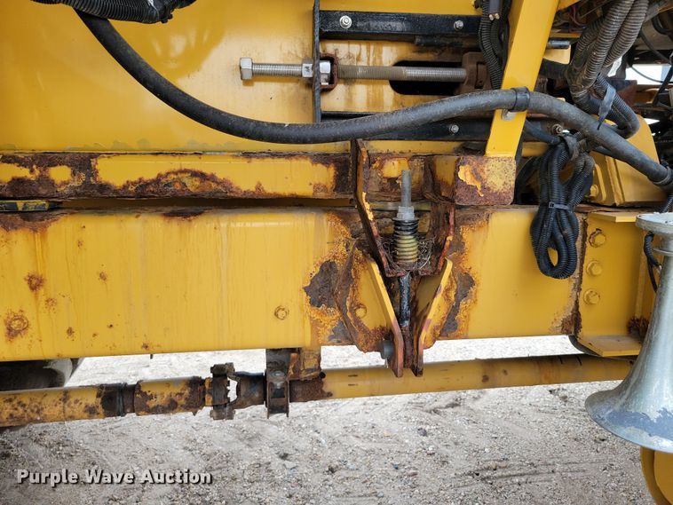 image for item EA2516 2009 TerraGator 8204 spreader