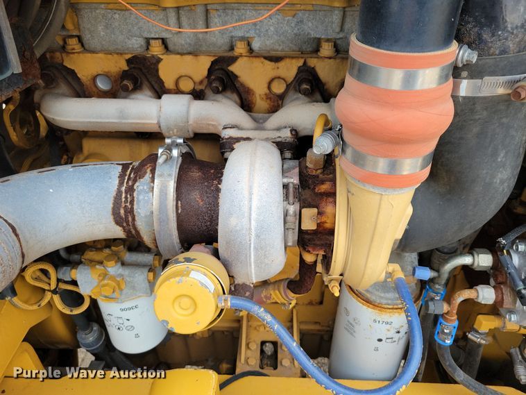 image for item EA2516 2009 TerraGator 8204 spreader