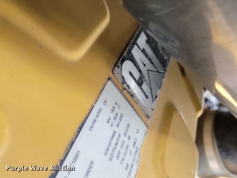 image for item EA2516 2009 TerraGator 8204 spreader