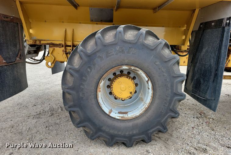 image for item EA2516 2009 TerraGator 8204 spreader