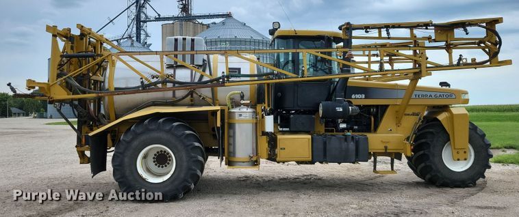 image for item EA2517 2004 TerraGator 6103 sprayer