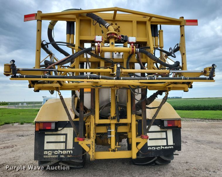 image for item EA2517 2004 TerraGator 6103 sprayer