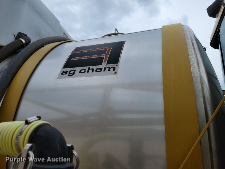 image for item EA2517 2004 TerraGator 6103 sprayer