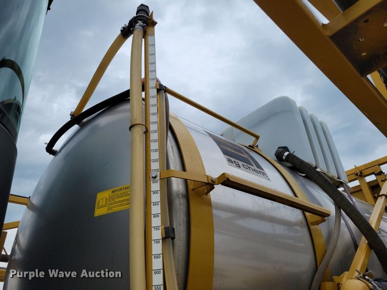 image for item EA2517 2004 TerraGator 6103 sprayer