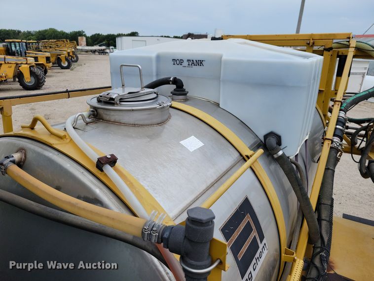 image for item EA2517 2004 TerraGator 6103 sprayer