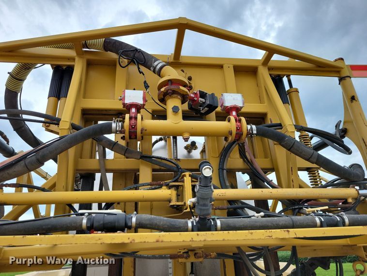 image for item EA2517 2004 TerraGator 6103 sprayer