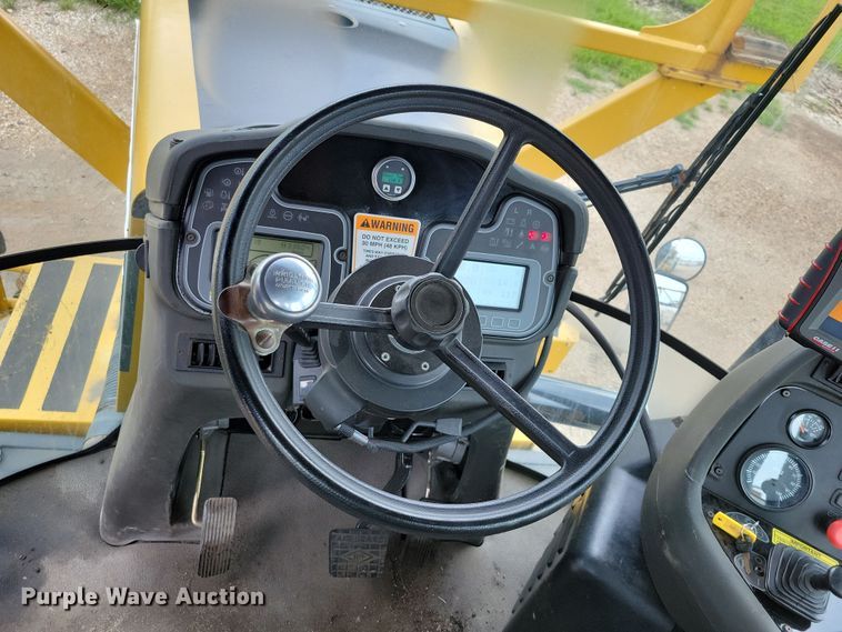 image for item EA2517 2004 TerraGator 6103 sprayer