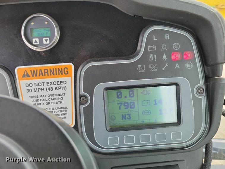 image for item EA2517 2004 TerraGator 6103 sprayer