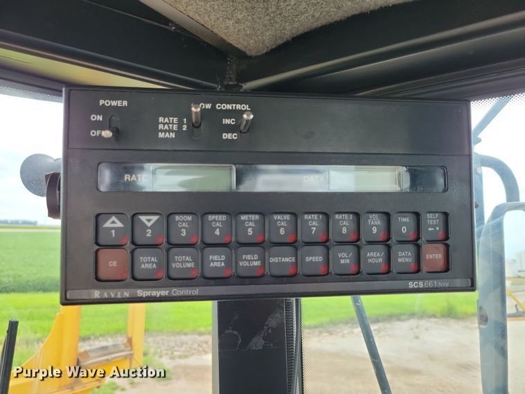 image for item EA2517 2004 TerraGator 6103 sprayer