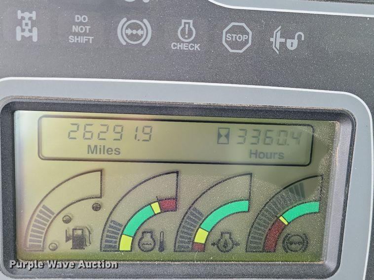 image for item EA2517 2004 TerraGator 6103 sprayer