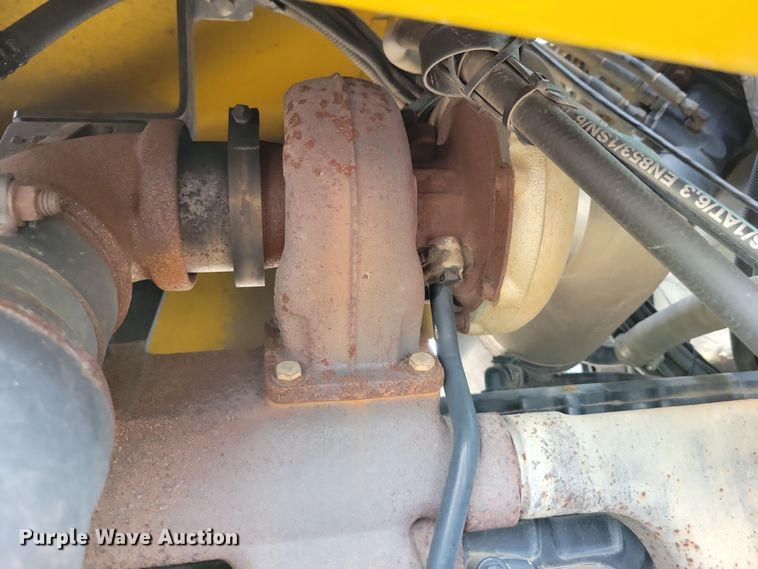 image for item EA2517 2004 TerraGator 6103 sprayer