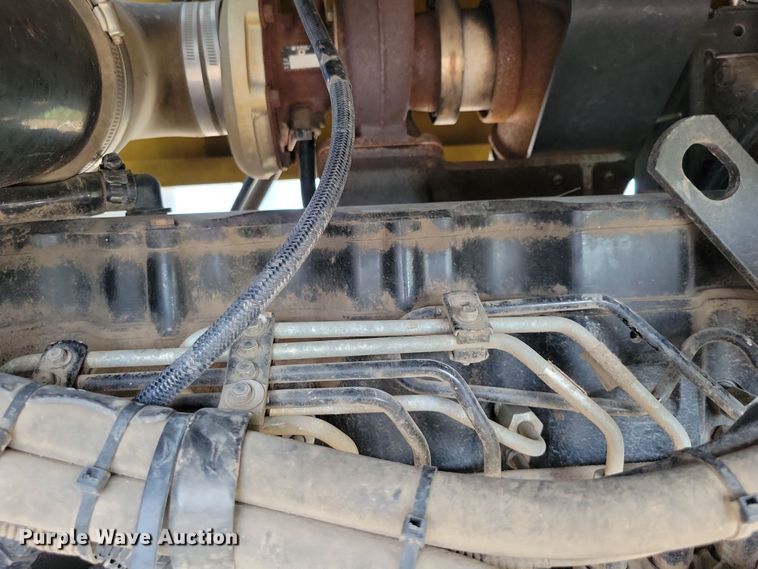 image for item EA2517 2004 TerraGator 6103 sprayer