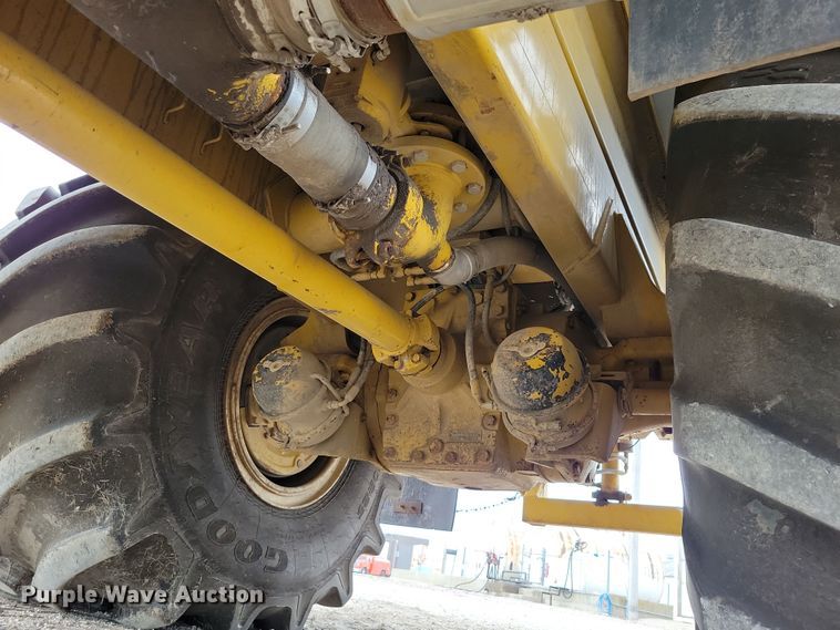 image for item EA2517 2004 TerraGator 6103 sprayer