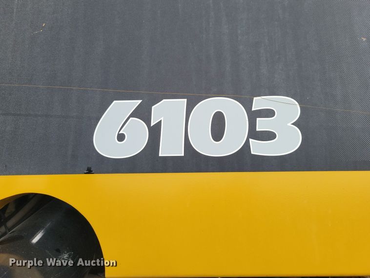 image for item EA2517 2004 TerraGator 6103 sprayer