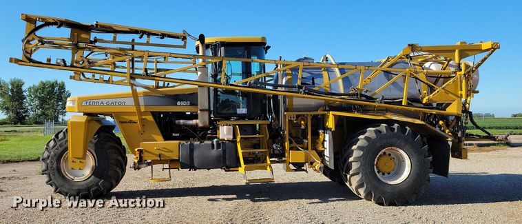 image for item EA2518 2005 TerraGator 6103 sprayer
