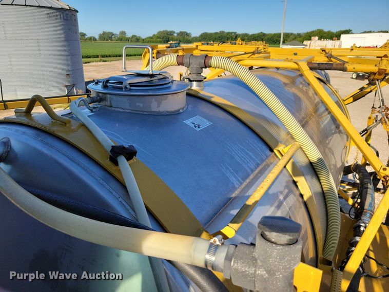 image for item EA2518 2005 TerraGator 6103 sprayer