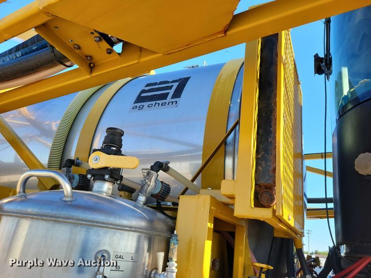 image for item EA2518 2005 TerraGator 6103 sprayer