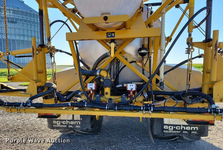 image for item EA2518 2005 TerraGator 6103 sprayer