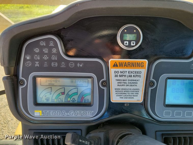 image for item EA2518 2005 TerraGator 6103 sprayer