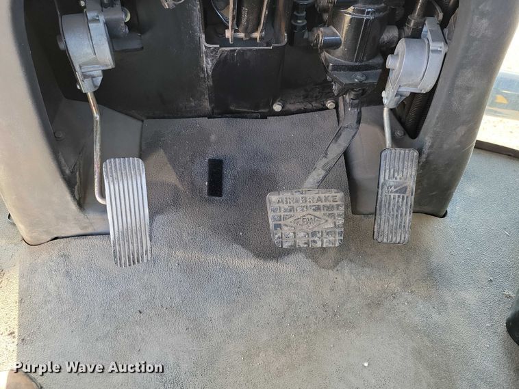 image for item EA2518 2005 TerraGator 6103 sprayer