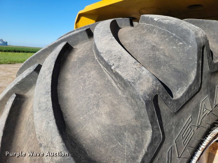 image for item EA2518 2005 TerraGator 6103 sprayer