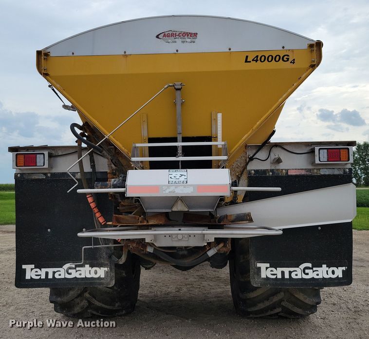 image for item EA2519 2013 TerraGator TG8400 spreader