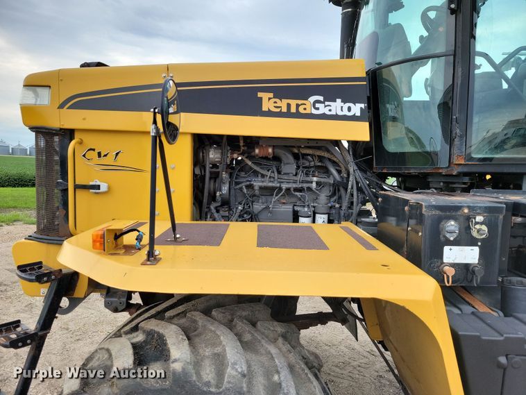 image for item EA2519 2013 TerraGator TG8400 spreader