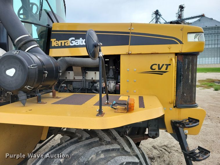 image for item EA2519 2013 TerraGator TG8400 spreader