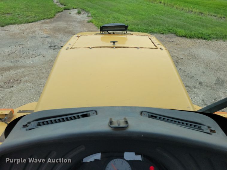 image for item EA2519 2013 TerraGator TG8400 spreader