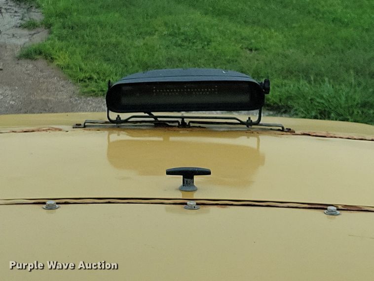 image for item EA2519 2013 TerraGator TG8400 spreader