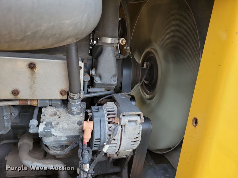 image for item EA2519 2013 TerraGator TG8400 spreader