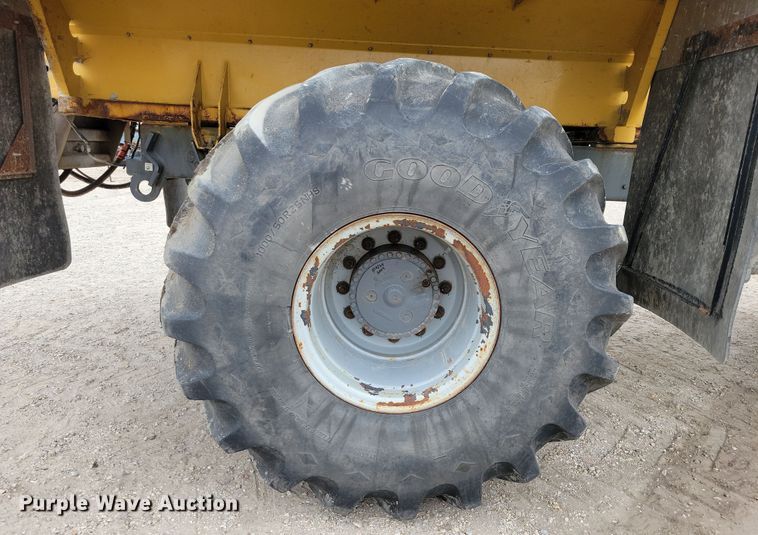 image for item EA2519 2013 TerraGator TG8400 spreader