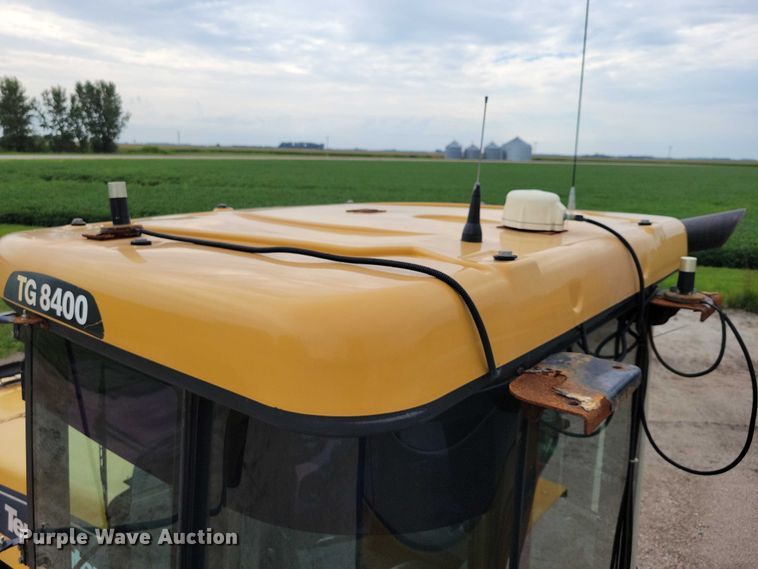 image for item EA2520 2013 TerraGator TG8400 spreader