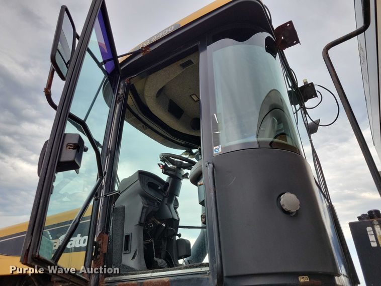 image for item EA2520 2013 TerraGator TG8400 spreader