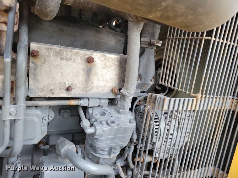 image for item EA2520 2013 TerraGator TG8400 spreader