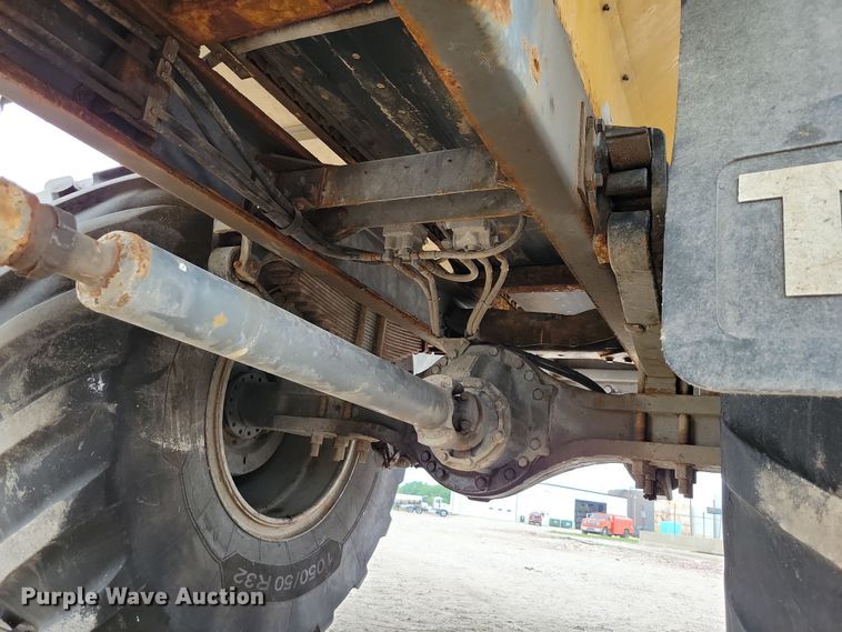 image for item EA2520 2013 TerraGator TG8400 spreader