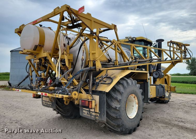 image for item EA2521 2005 TerraGator 6103 sprayer