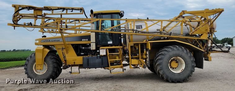 image for item EA2521 2005 TerraGator 6103 sprayer