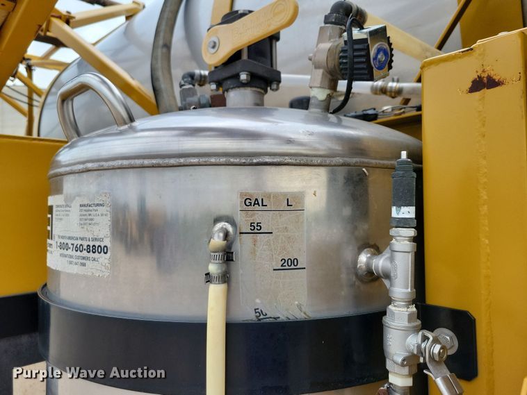 image for item EA2521 2005 TerraGator 6103 sprayer