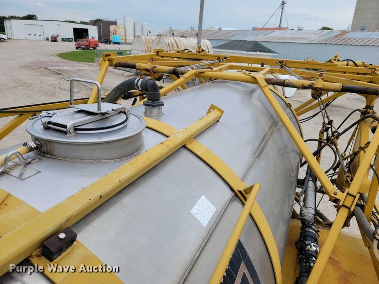 image for item EA2521 2005 TerraGator 6103 sprayer