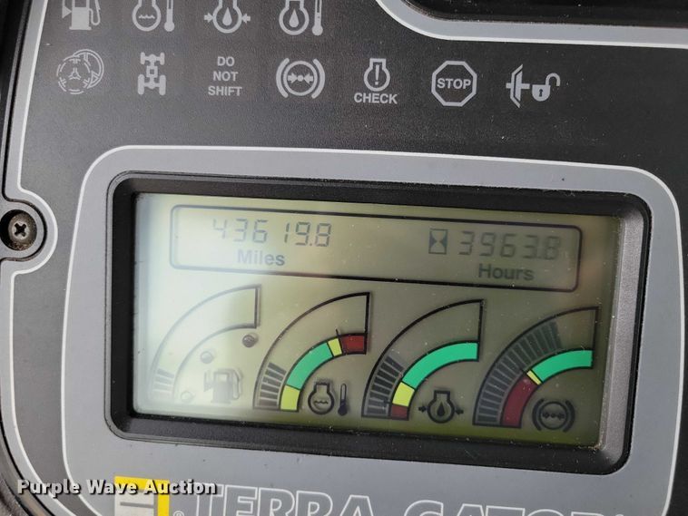 image for item EA2521 2005 TerraGator 6103 sprayer