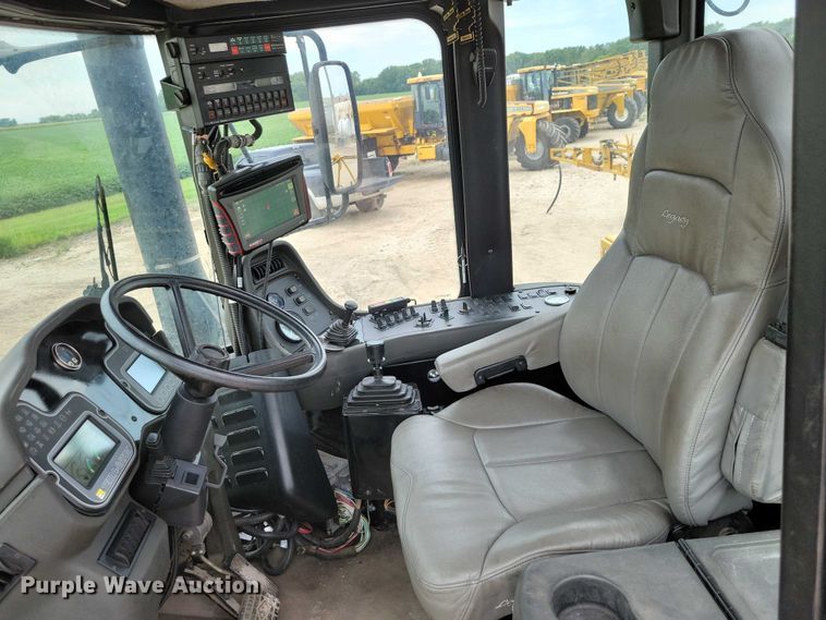 image for item EA2521 2005 TerraGator 6103 sprayer