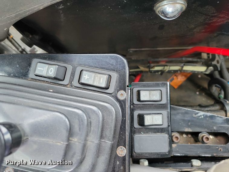 image for item EA2521 2005 TerraGator 6103 sprayer