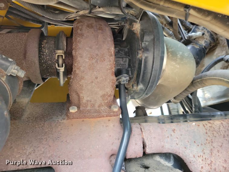 image for item EA2521 2005 TerraGator 6103 sprayer