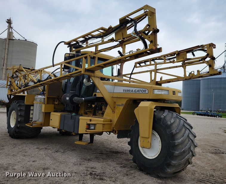 image for item EA2522 1999 TerraGator 8103 sprayer