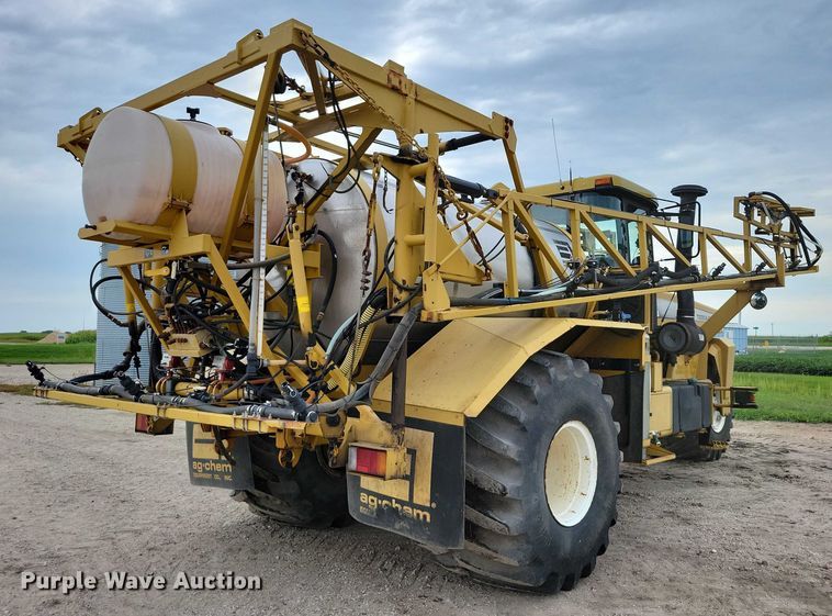 image for item EA2522 1999 TerraGator 8103 sprayer