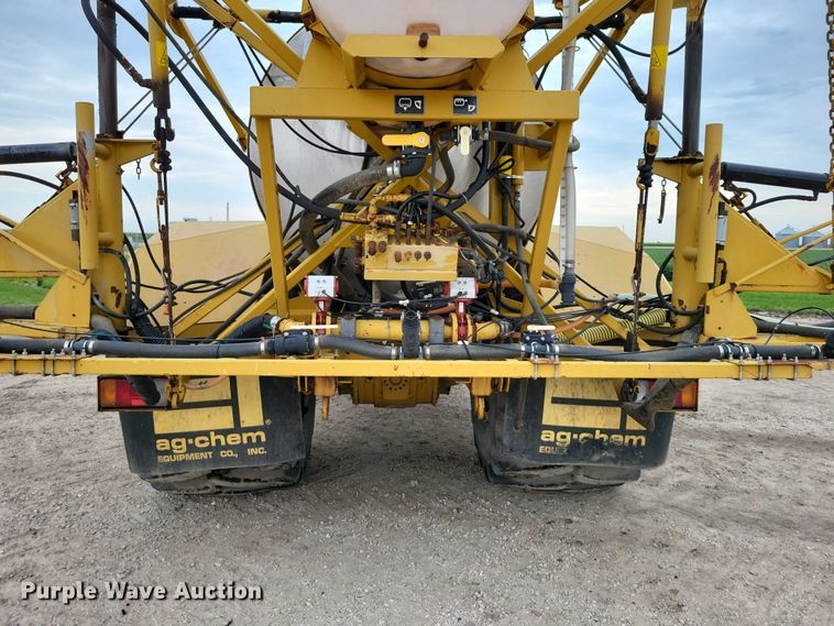 image for item EA2522 1999 TerraGator 8103 sprayer