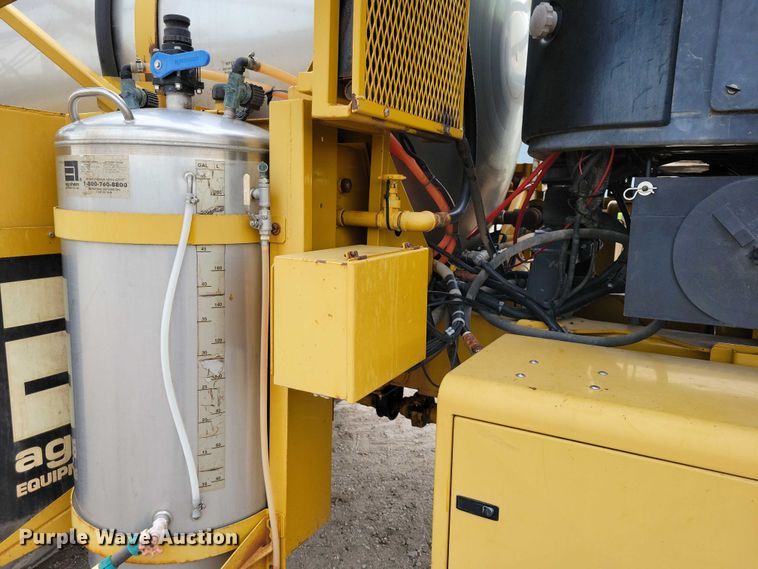 image for item EA2522 1999 TerraGator 8103 sprayer