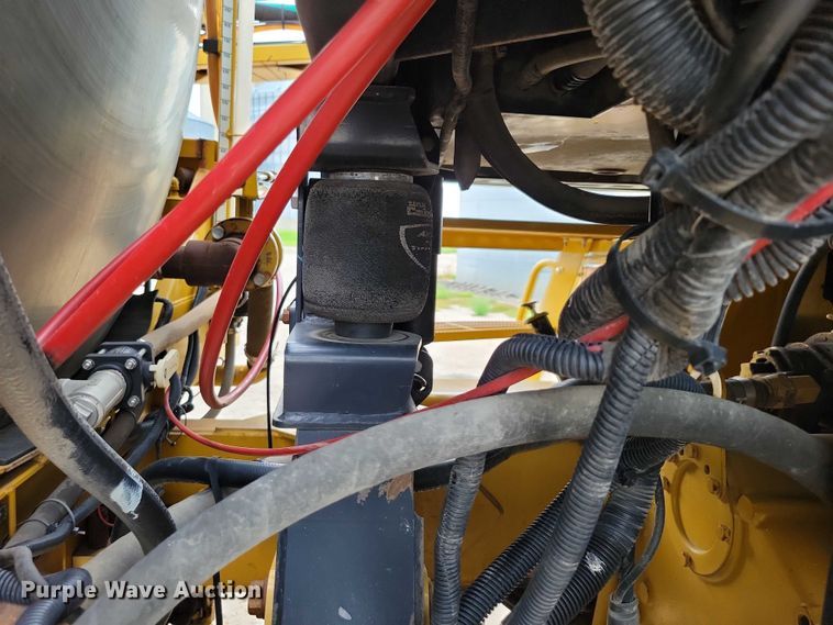 image for item EA2522 1999 TerraGator 8103 sprayer